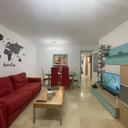 Traveler's With Sea View, Free Coffee & Parking
