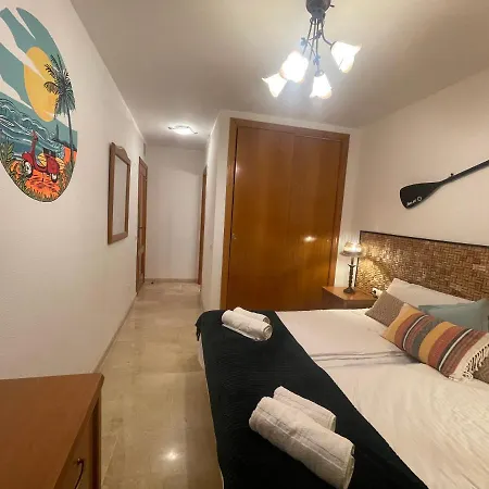 Traveler's With Sea View, Free Coffee & Parking Апартаменты *