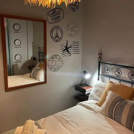 Traveler's With Sea View, Free Coffee & Parking Бенидорм